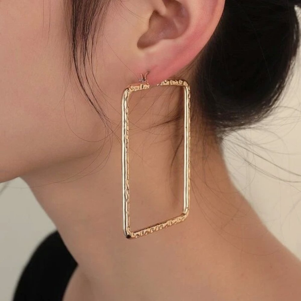 NEW Shein Gold Square Hoop Earrings